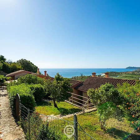 Semesterbostad Estay - Euhouse - Seaview - Aircon - Parking Costa Rei